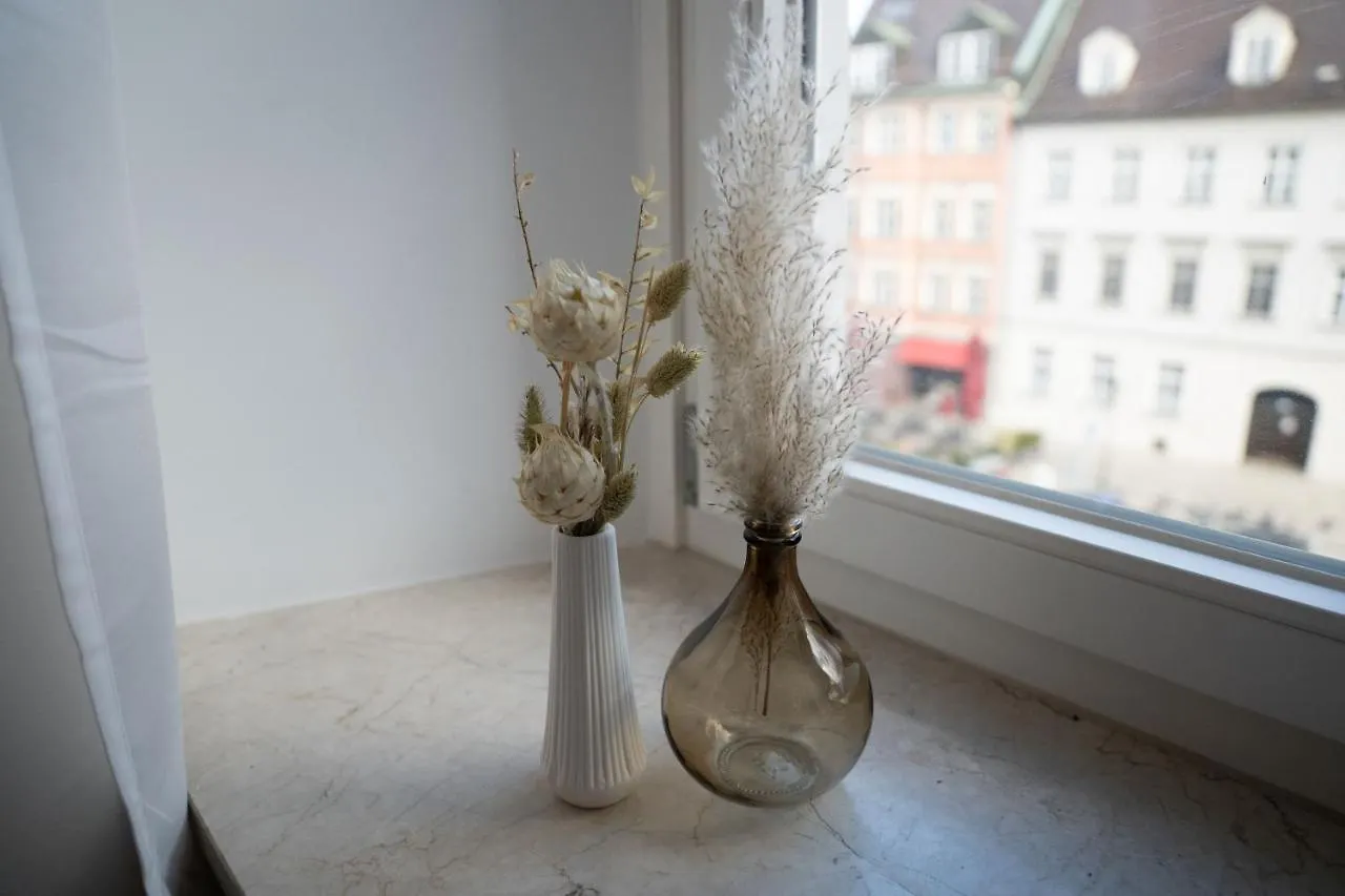 Apartment Ferienwohnung Maximilianstrasse Augsburg