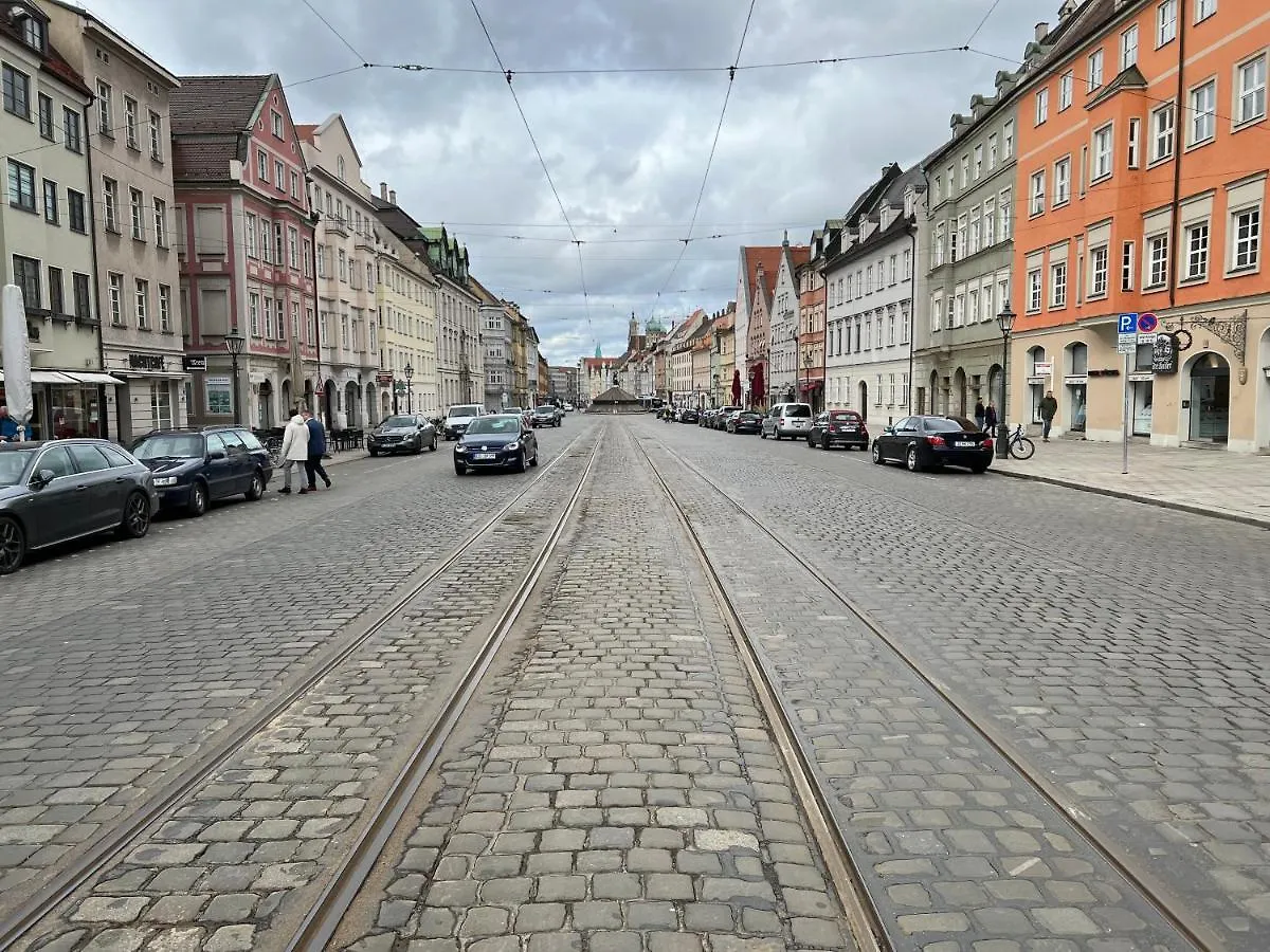 Maximilianstrasse Apartment Augsburg Germany