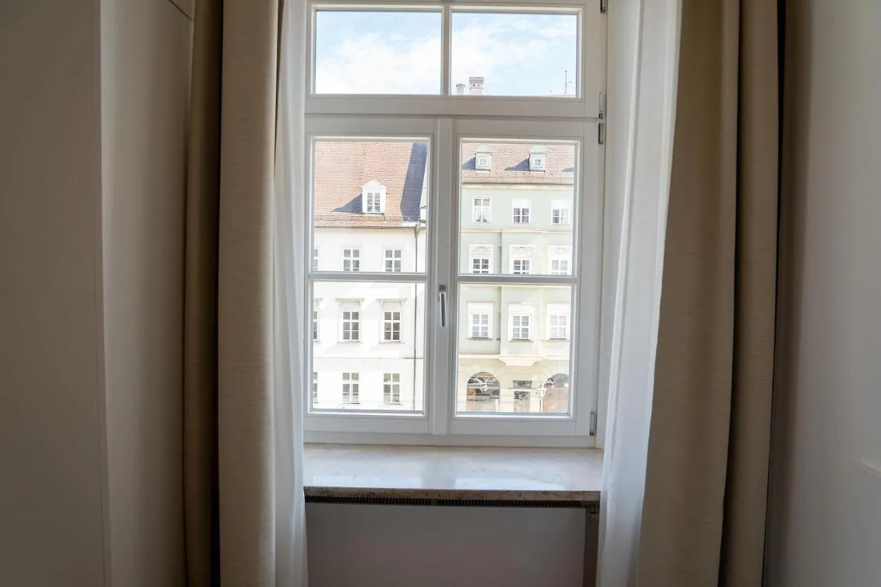 Maximilianstrasse Apartment Augsburg Germany